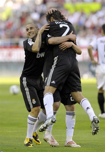 英超-神剧情！利物浦97分钟遭绝平2-2富勒姆，加克波94分破门，维尔茨建功