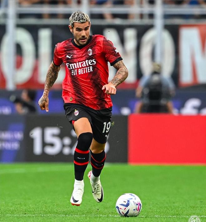 念旧️#梅西重回诺坎普 #梅西参观新诺坎普 #梅西