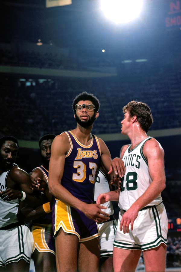 火箭连败跌至西部第七，队内外观点分歧非全责于杜兰特