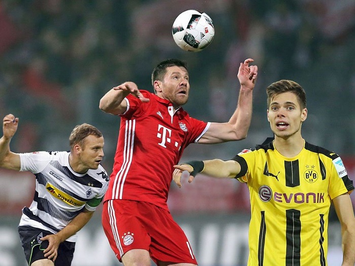 队报：雷恩17岁高中锋梅特潜力高，他选39号只因好友特尔