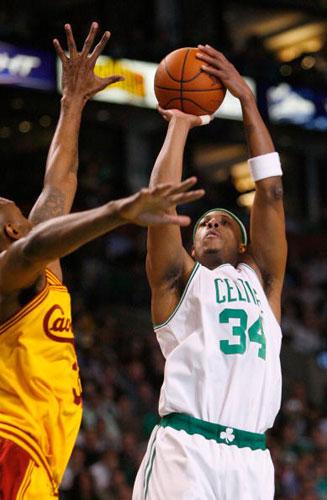 德甲射手榜数据更新 进球分布更趋集中